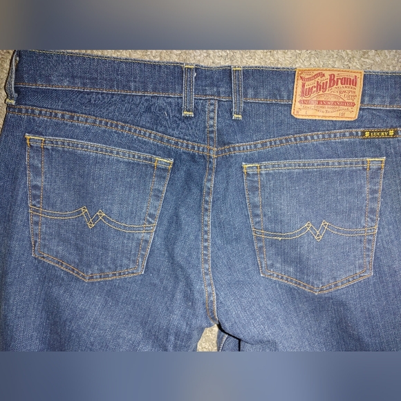 Lucky Brand Sweet & Low  Crop Jeans Sz.12, 36x26 NWT - Picture 5 of 9